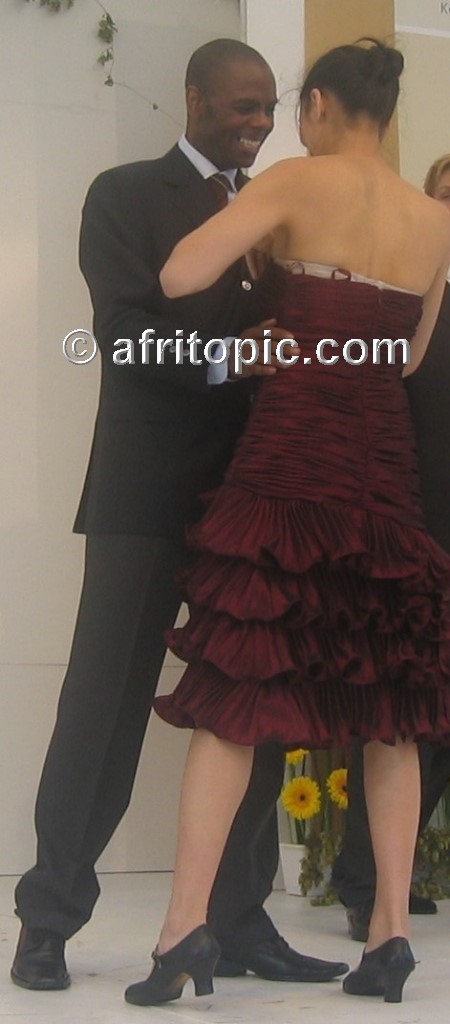 ../Images/krefash2 580b.jpg